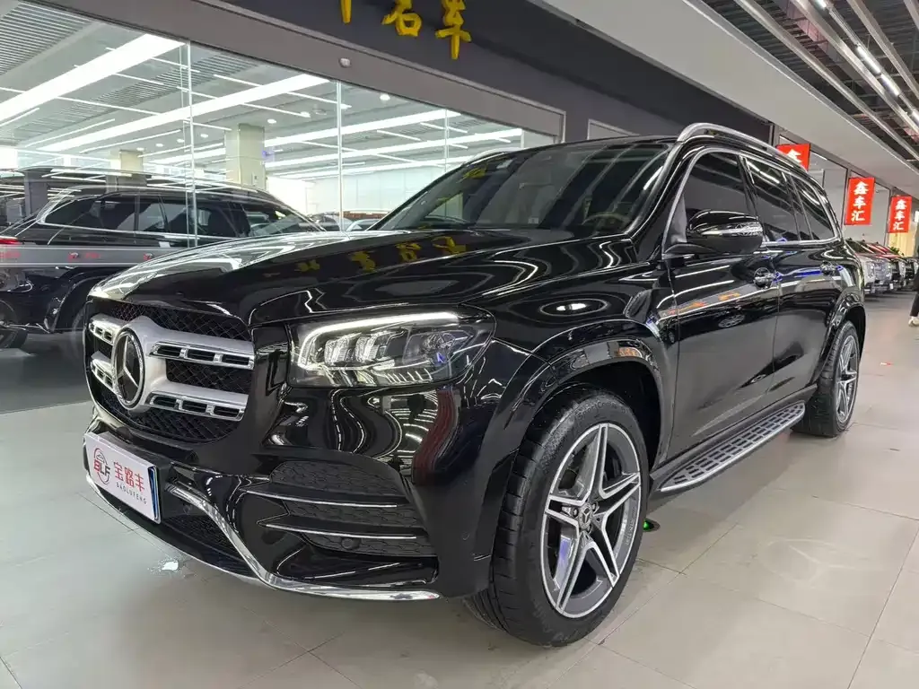 Mercedes-Benz GLS — фото 1