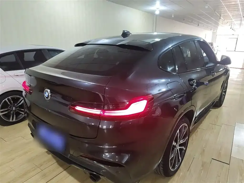 BMW X4 — фото 9
