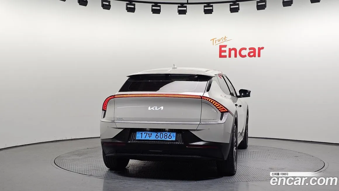 Kia EV6 — фото 4
