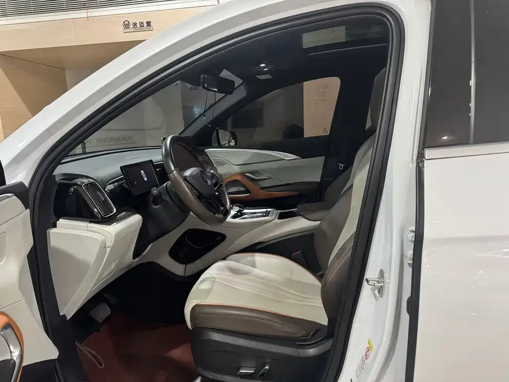 BYD Pro New Energy — фото 3