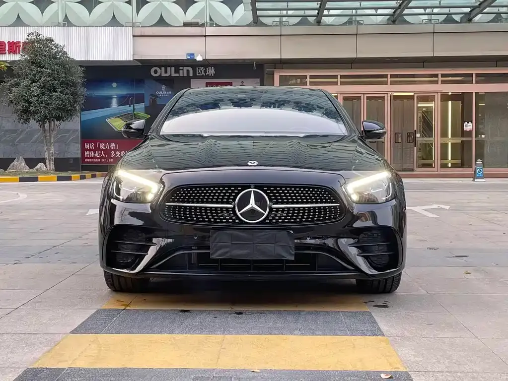 Mercedes-Benz E-Class (Import) — фото 2