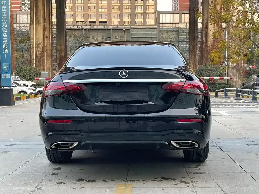 Mercedes-Benz E-Class (Import) — фото 3