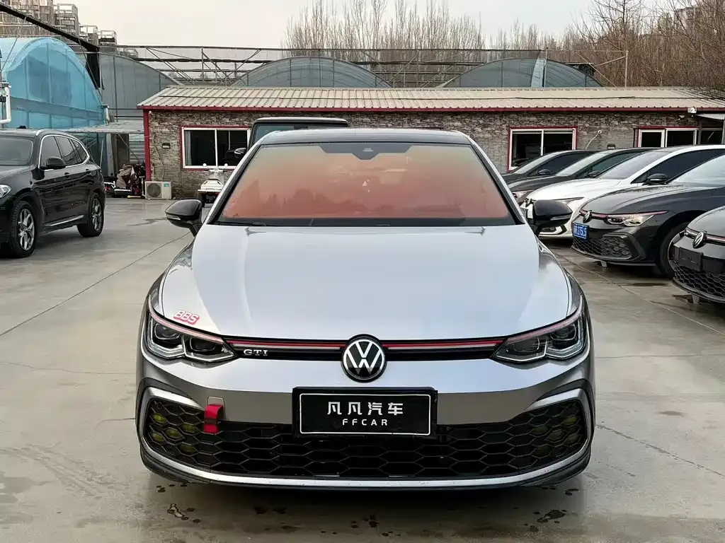 Volkswagen Golf GTI — фото 3