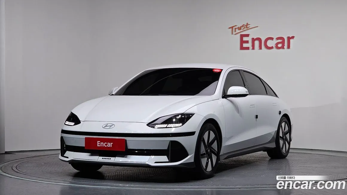 Hyundai Ioniq6 — фото 1