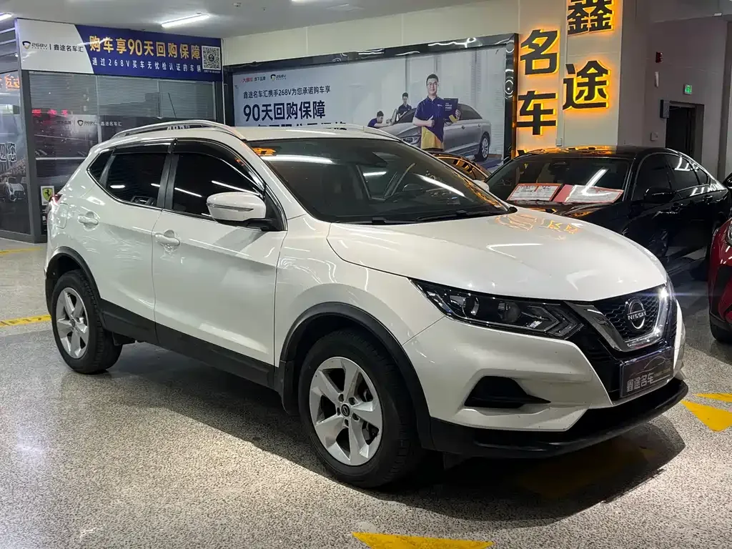 Nissan Qashqai — фото 2
