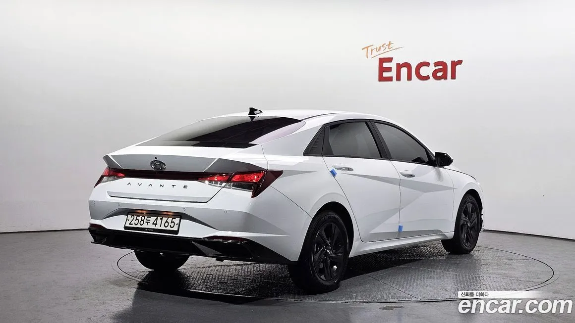Hyundai AVANTE — фото 7