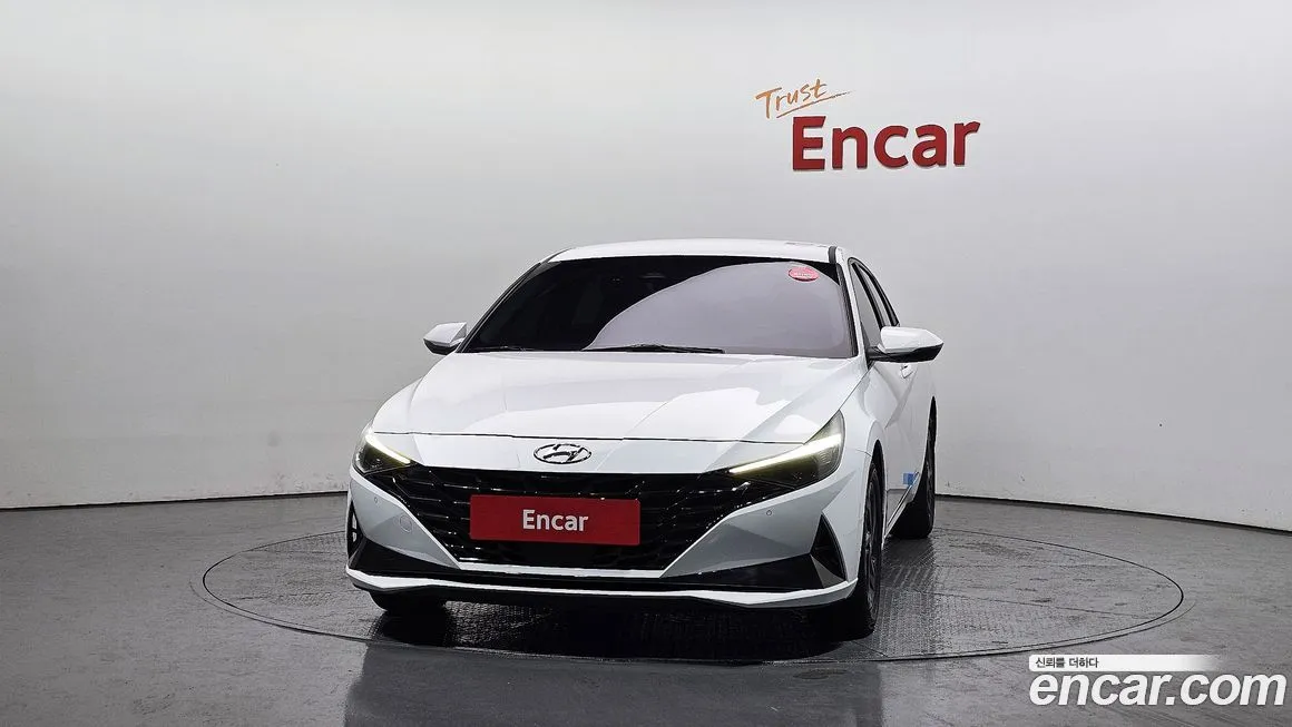 Hyundai AVANTE — фото 2
