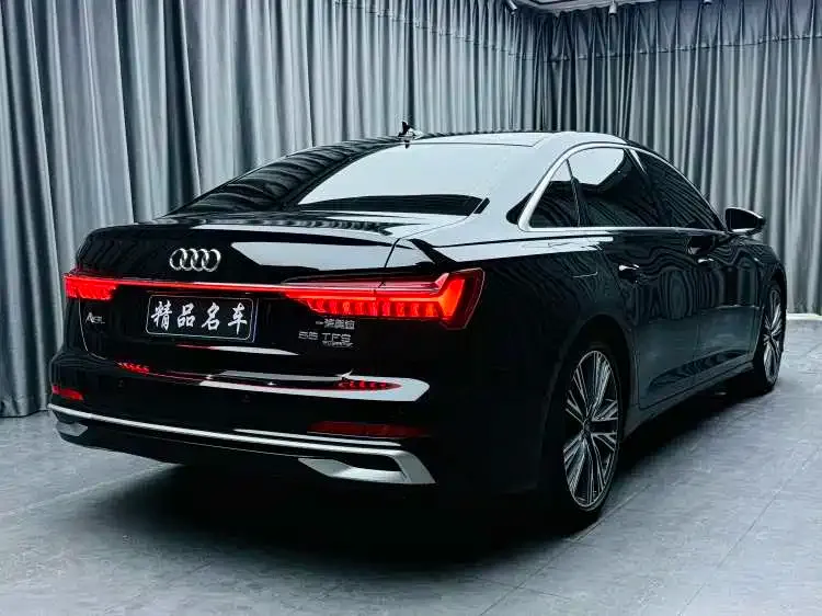 Audi A6L — фото 2