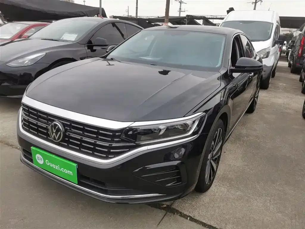 Volkswagen Passat — фото 2