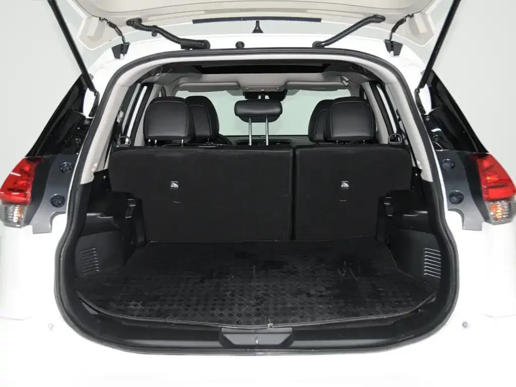 Nissan X-Trail — фото 4