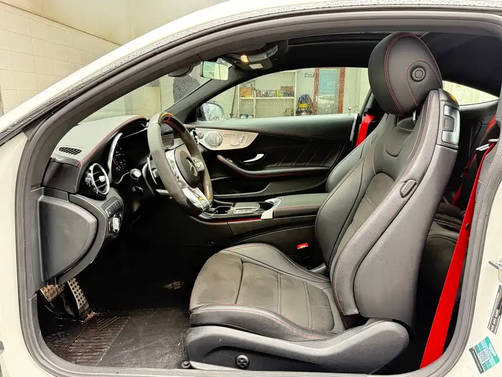 Mercedes-Benz C-Class AMG — фото 7