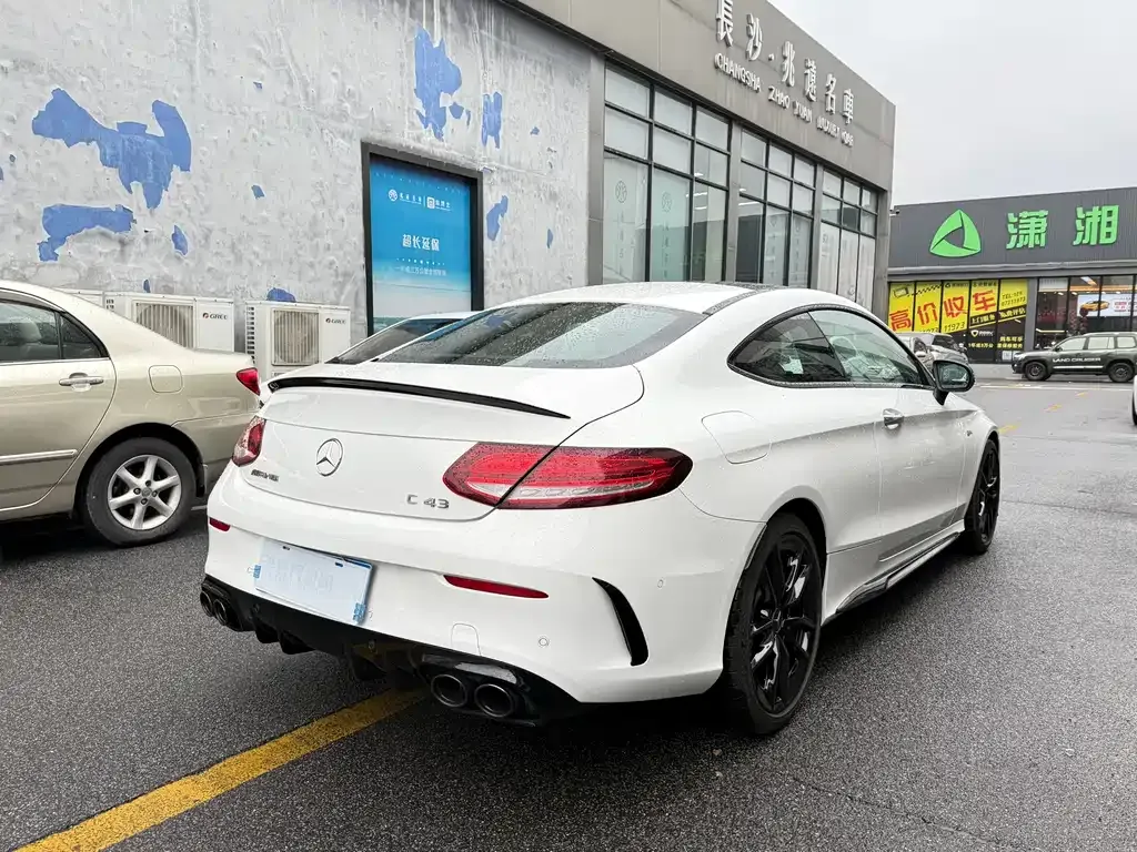 Mercedes-Benz C-Class AMG — фото 10