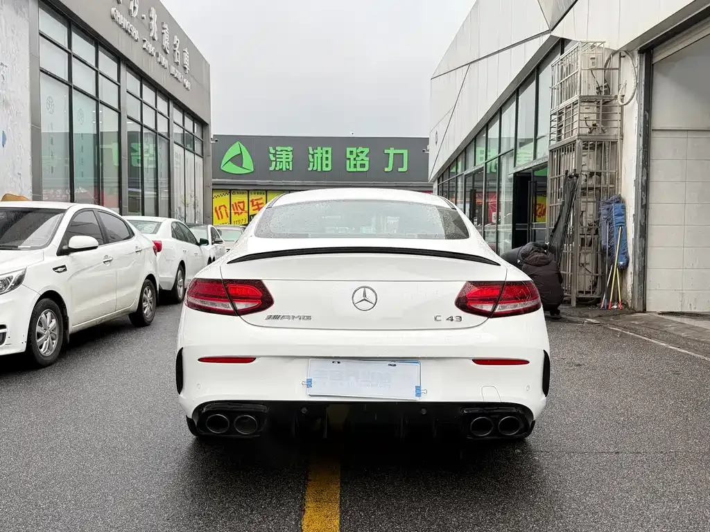 Mercedes-Benz C-Class AMG — фото 3