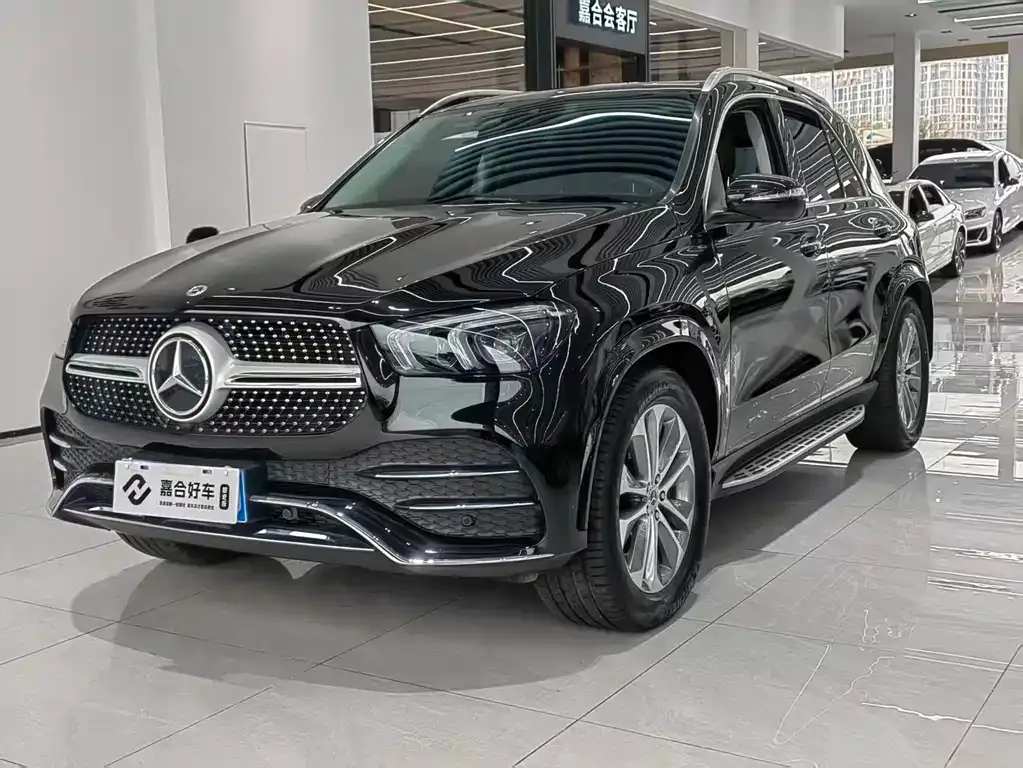 Mercedes-Benz GLE — фото 1