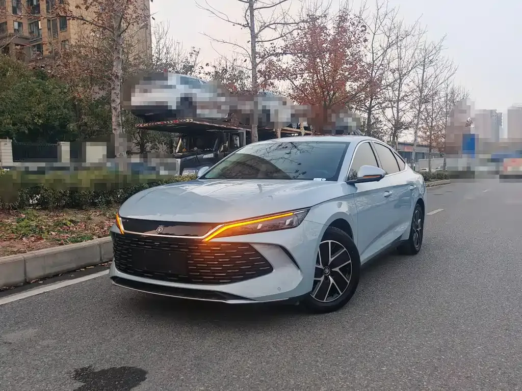 BYD Qin L — фото 1
