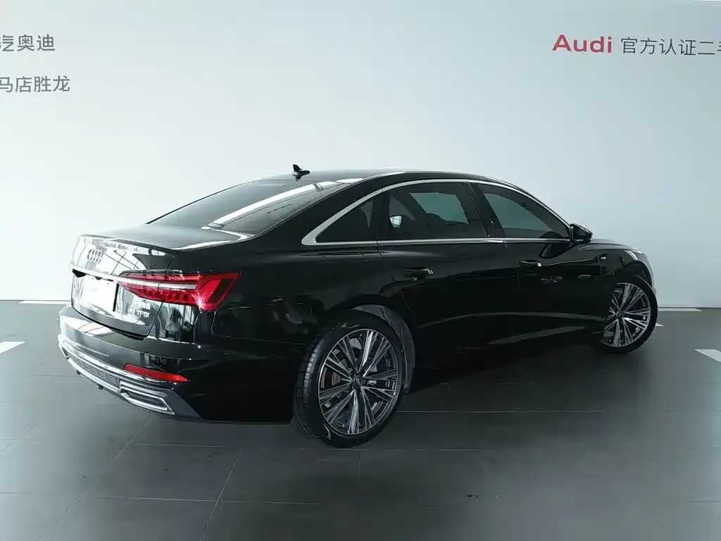 Audi A6L — фото 6