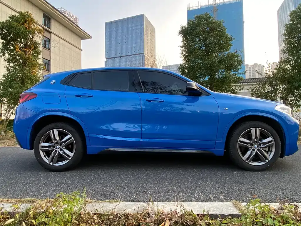 BMW X2 — фото 9