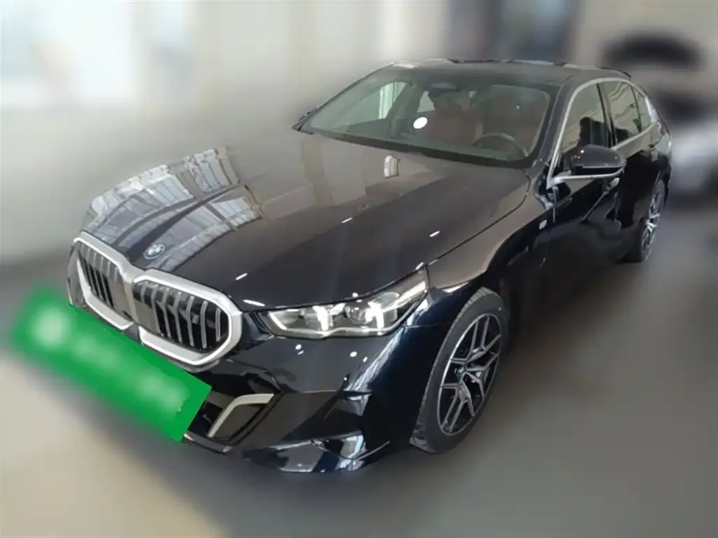 BMW i5 — фото 3