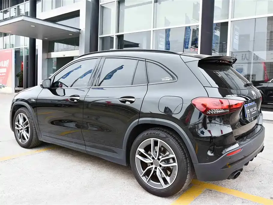 Mercedes-Benz GLA AMG — фото 7