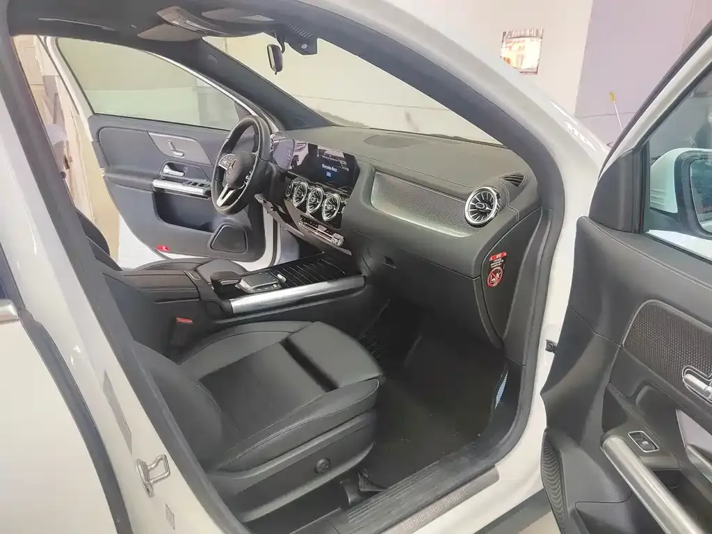 Mercedes-Benz GLA — фото 2