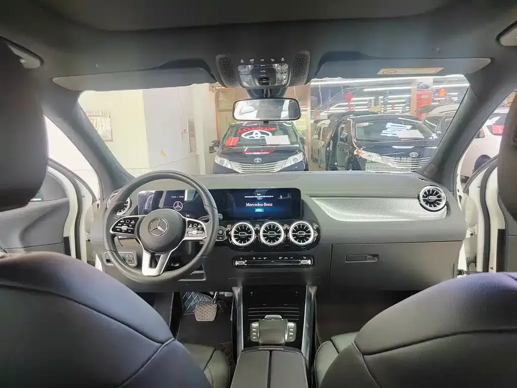 Mercedes-Benz GLA — фото 4