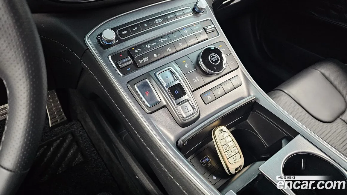Hyundai Santafe — фото 5