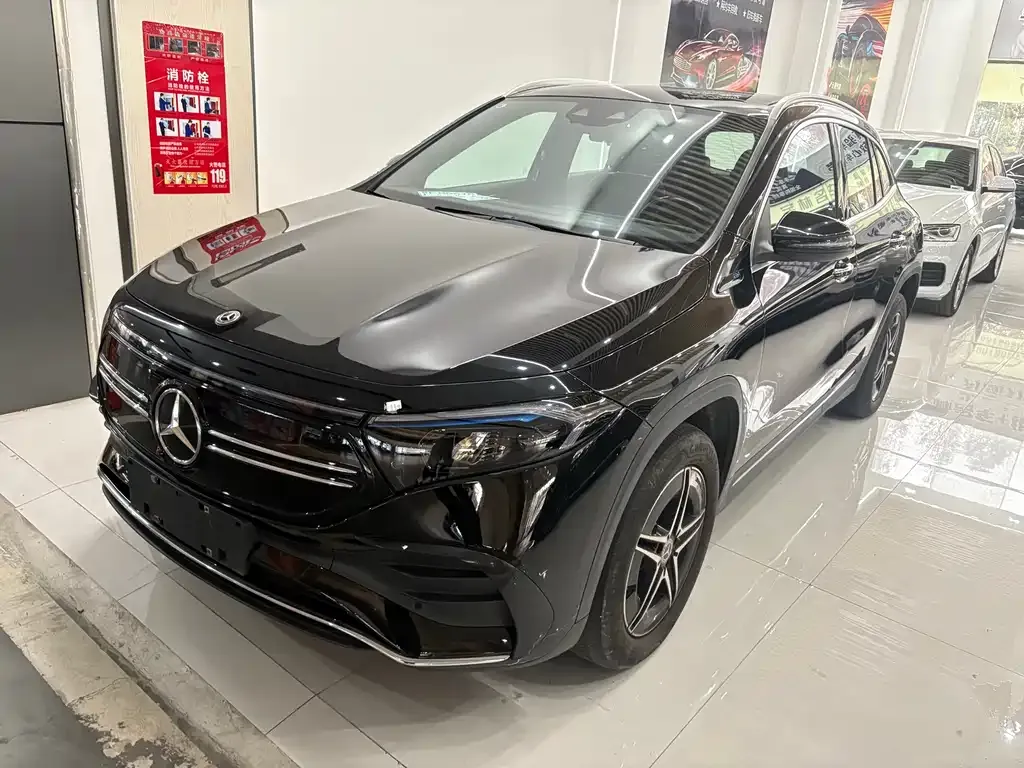 Mercedes-Benz EQA — фото 1