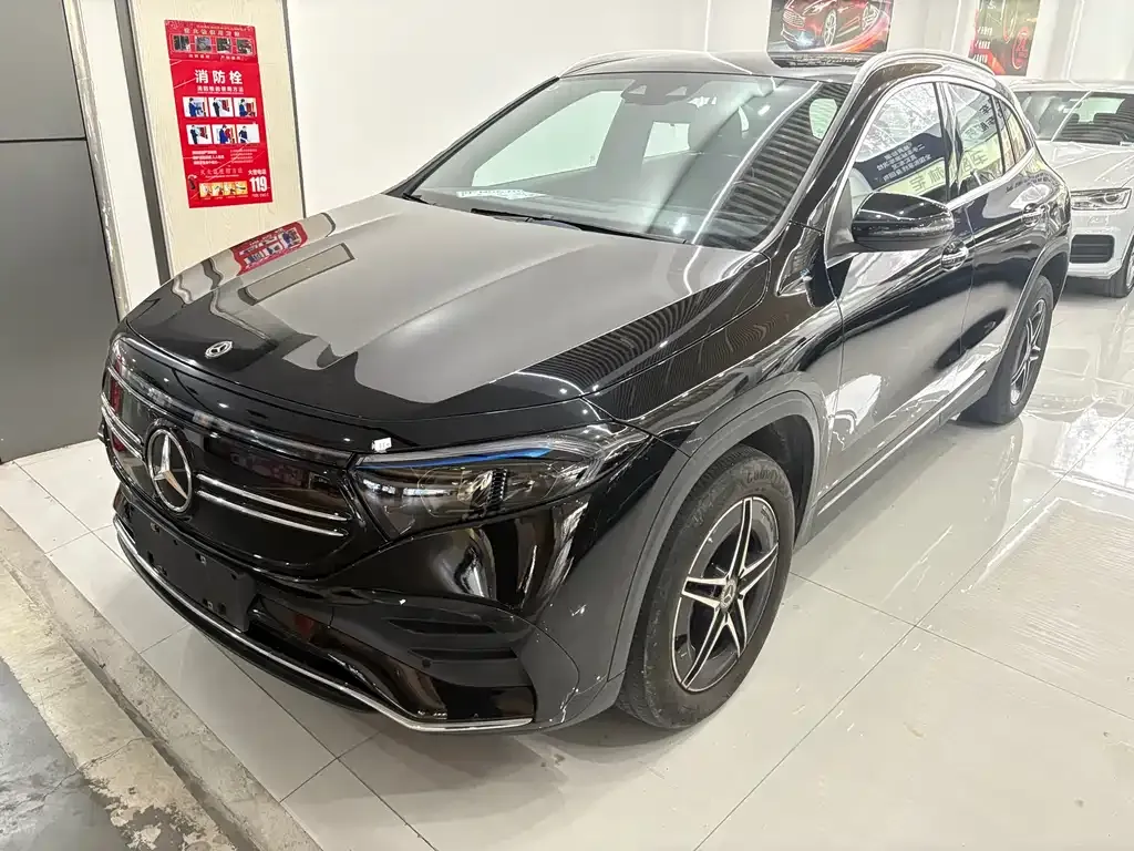 Mercedes-Benz EQA — фото 10