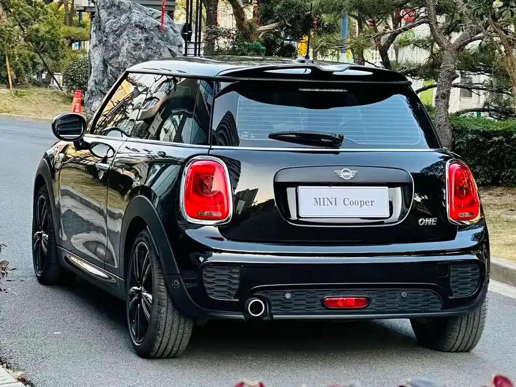 MINI Cooper (3-door) — фото 10