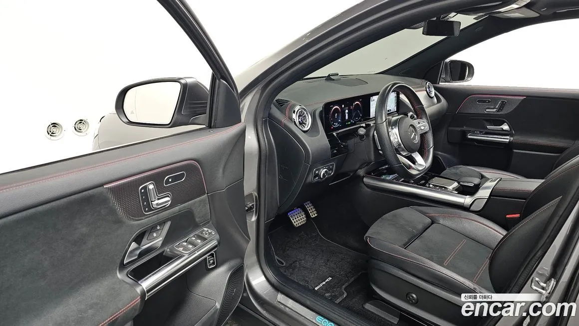 Mercedes-Benz EQA — фото 10