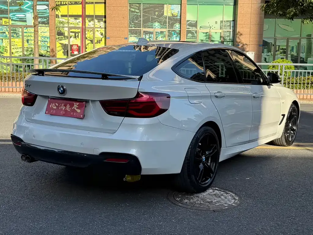 BMW 3 Series GT — фото 7