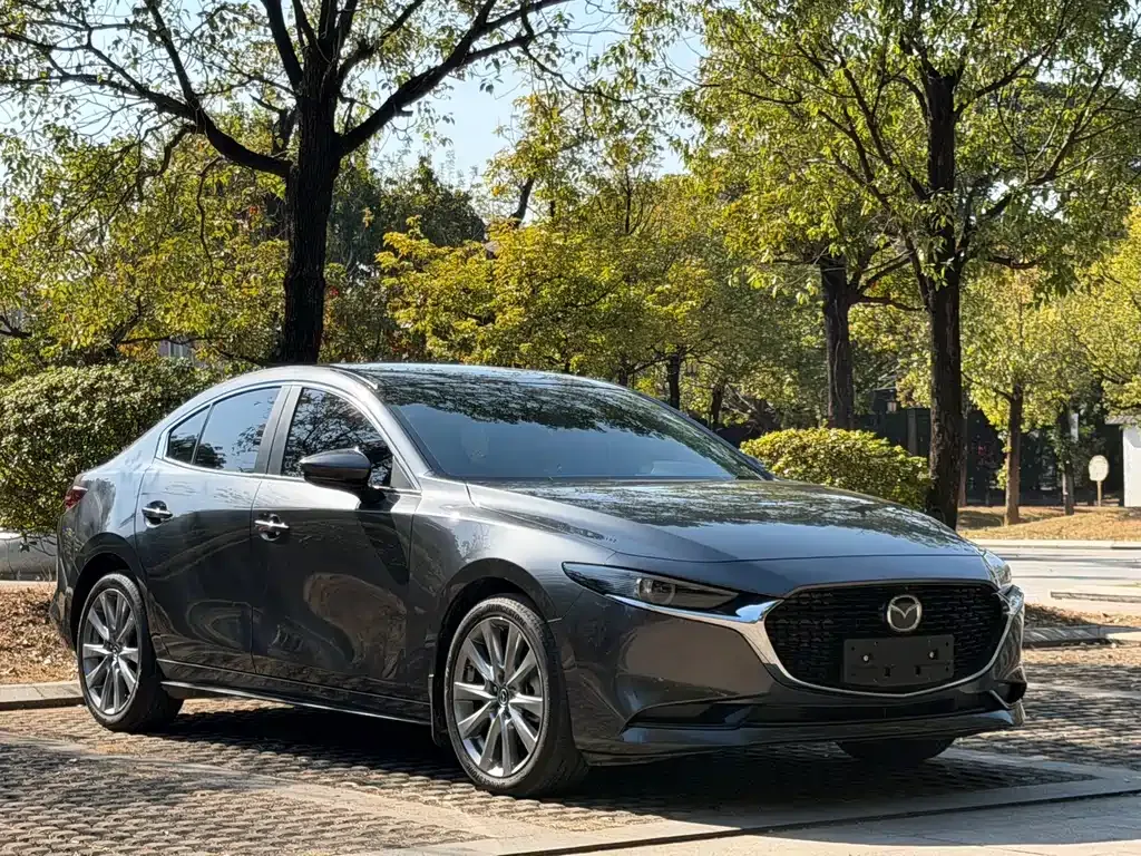 Mazda 3 Axela — фото 7