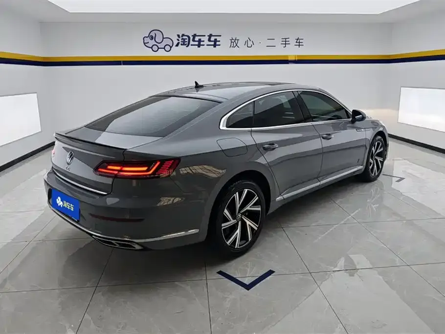 Volkswagen CC — фото 10