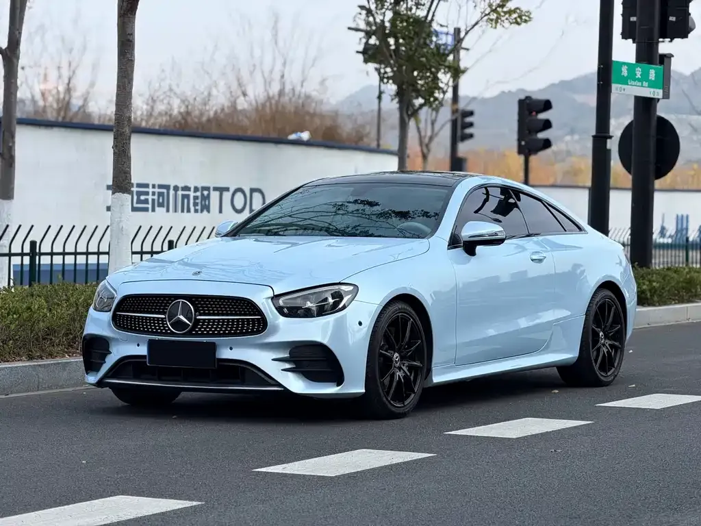 Mercedes-Benz E-Class (Import) — фото 1