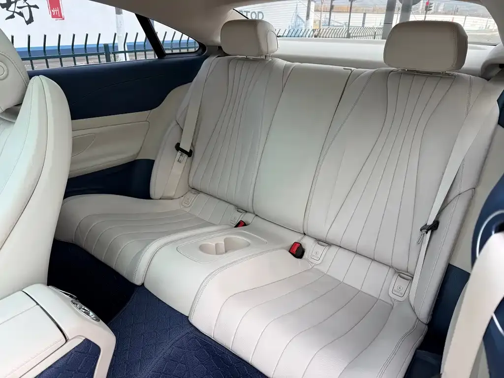 Mercedes-Benz E-Class (Import) — фото 3
