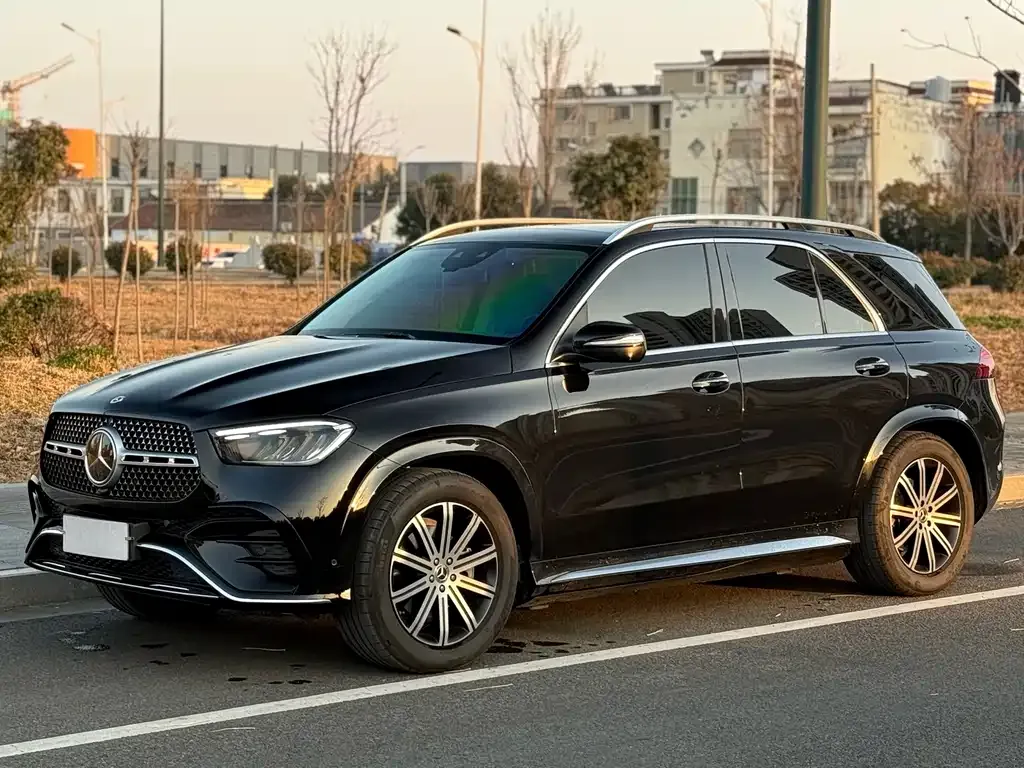 Mercedes-Benz GLE — фото 1