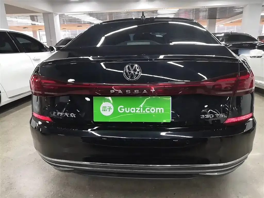Volkswagen Passat — фото 6