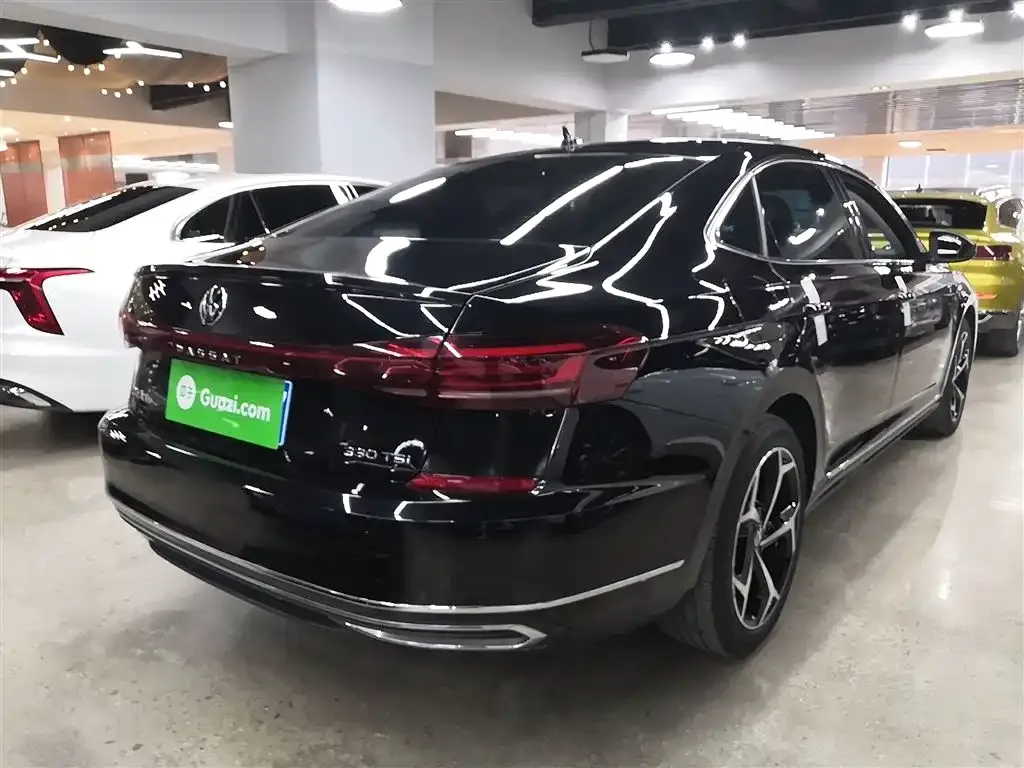 Volkswagen Passat — фото 2