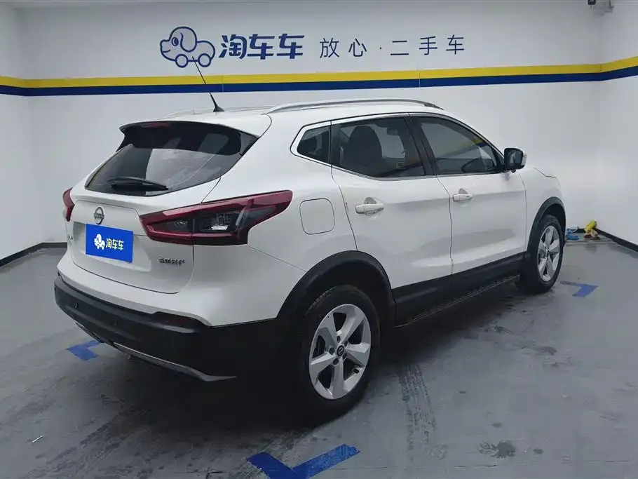 Nissan Qashqai — фото 3