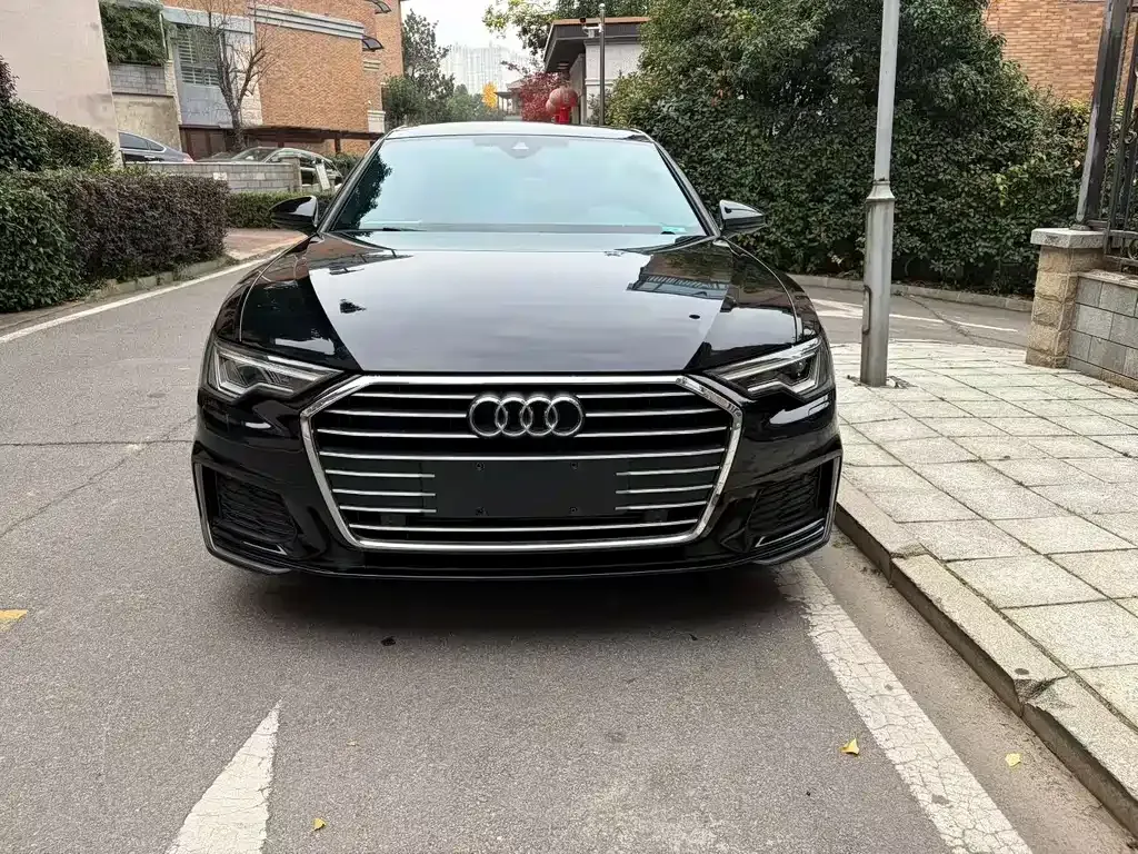 Audi A6L — фото 7