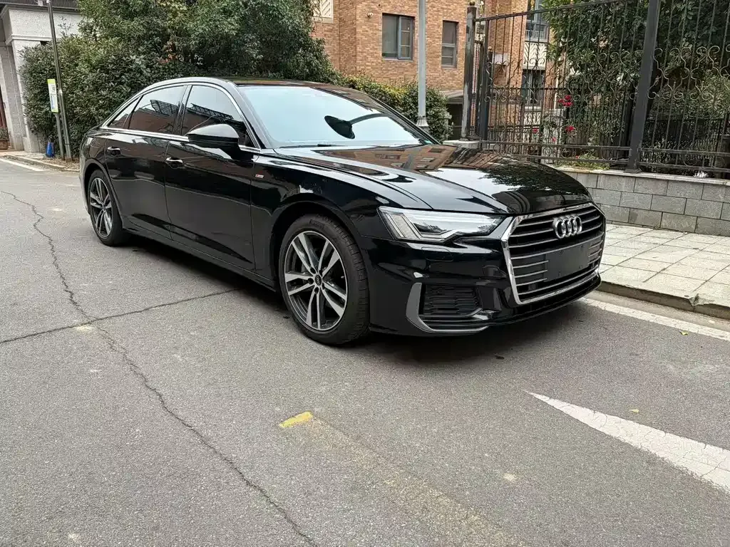 Audi A6L — фото 5