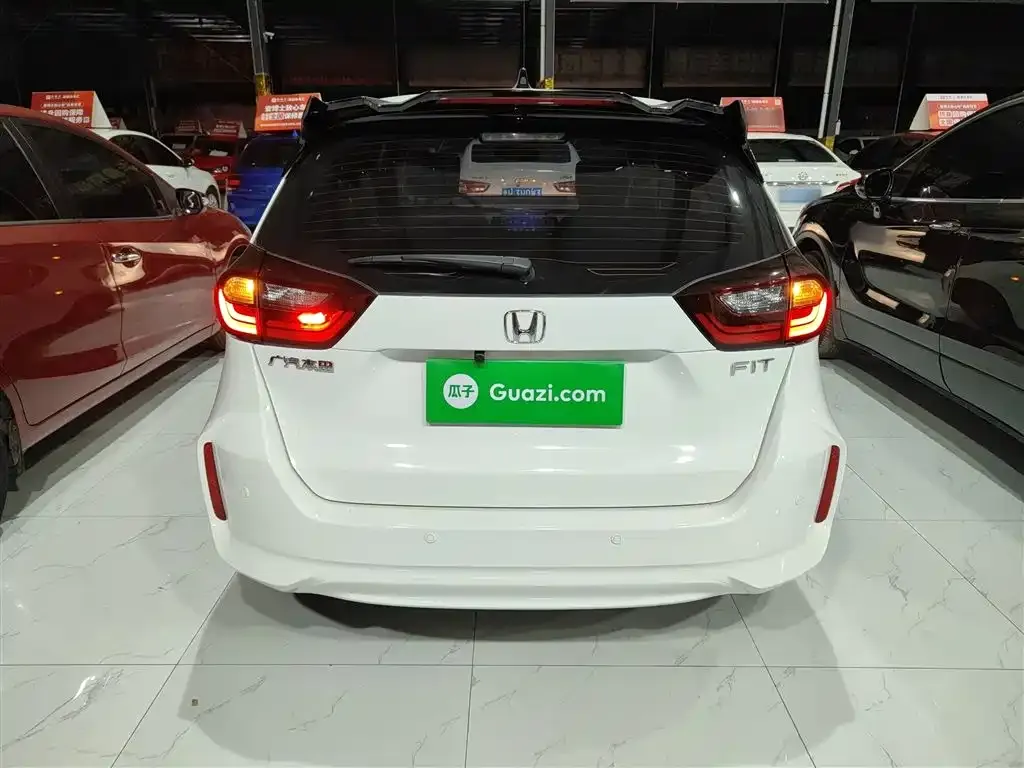 Honda Fit — фото 4
