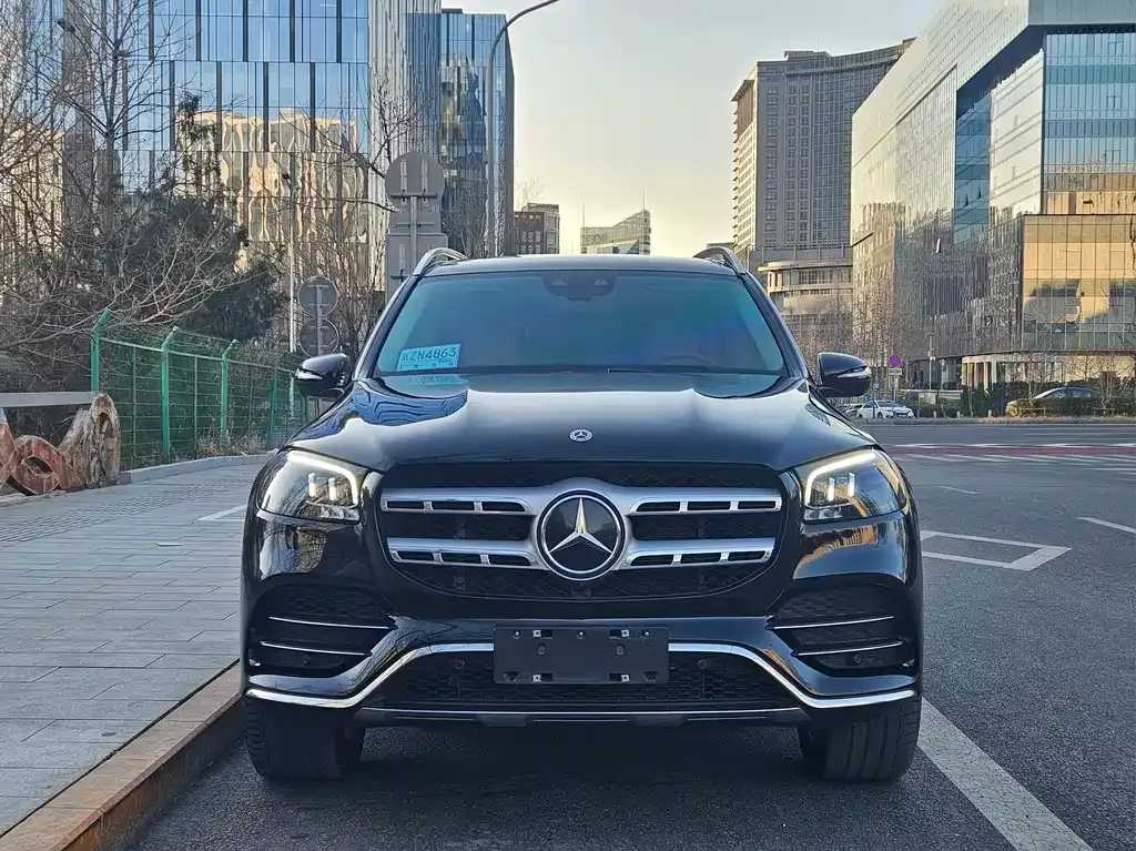Mercedes-Benz GLS — фото 6