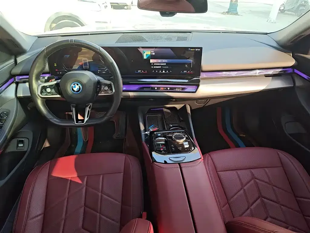 BMW i5 — фото 3
