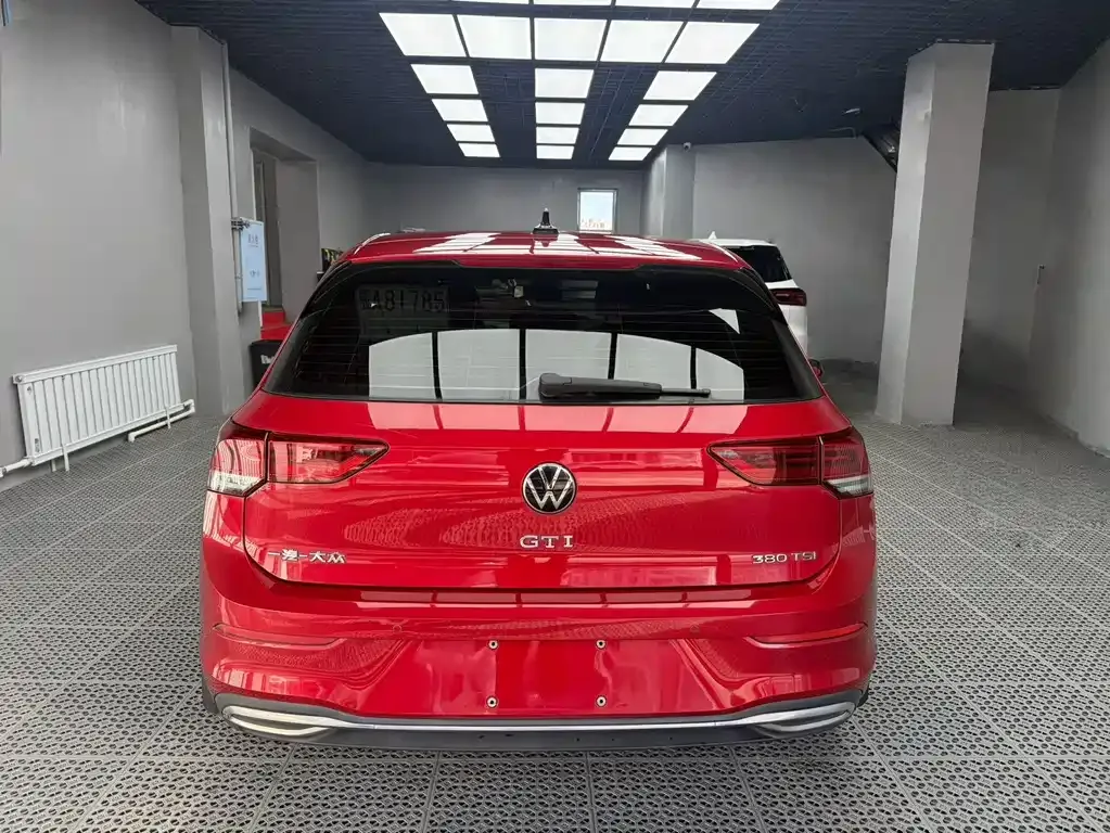 Volkswagen Golf — фото 5