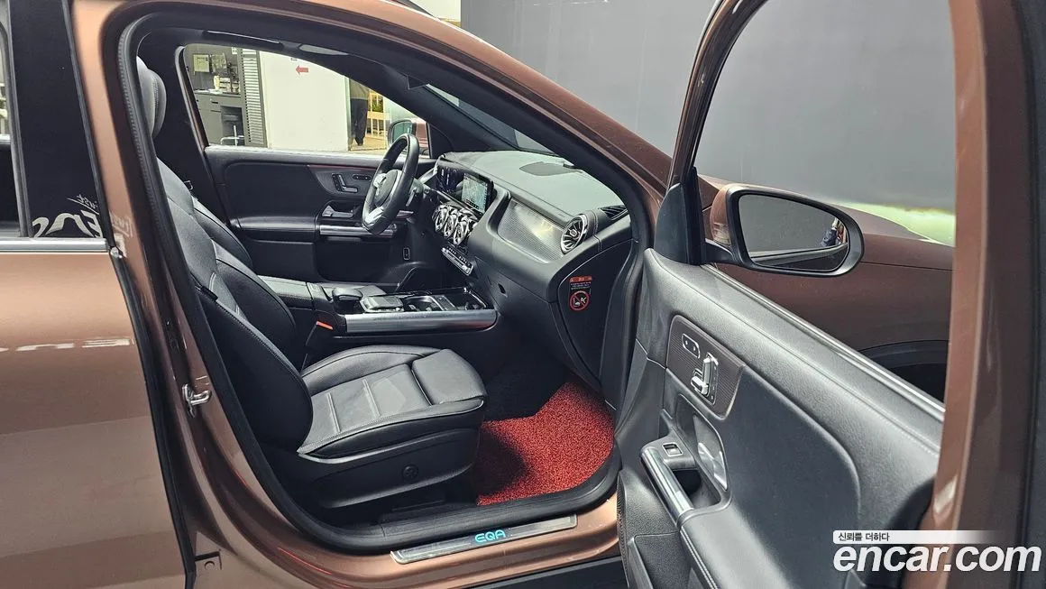 Mercedes-Benz EQA — фото 10