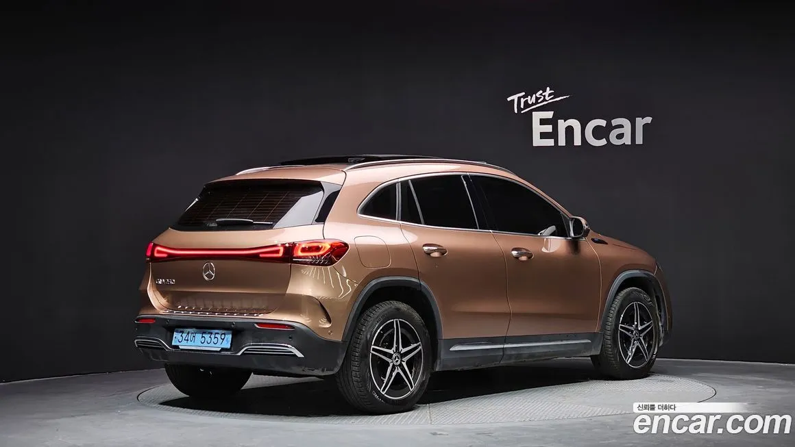 Mercedes-Benz EQA — фото 2