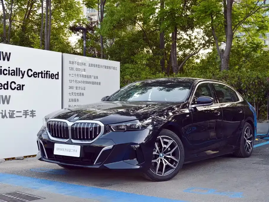 BMW i5 — фото 6