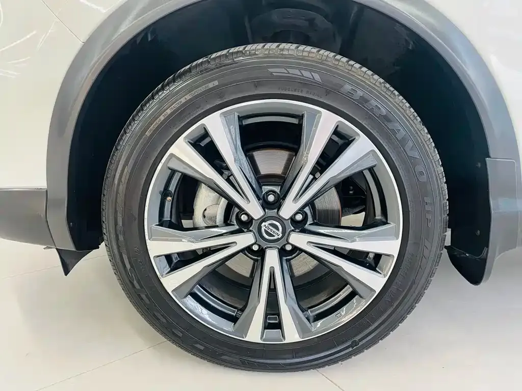 Nissan Qashqai — фото 3