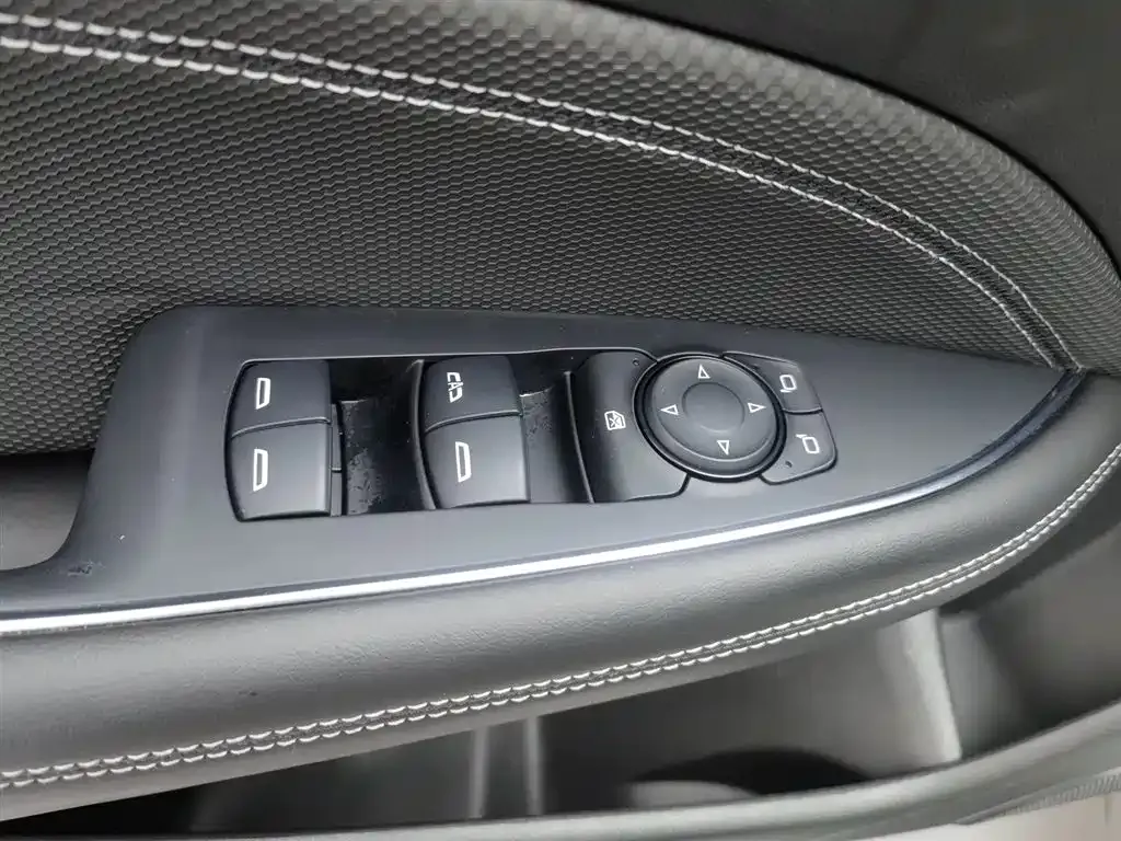 Buick Regal — фото 10